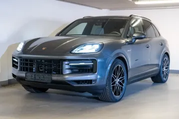 Porsche Cayenne din 2024 - oferta POR105456