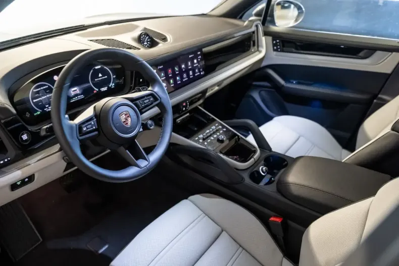 Porsche Cayenne din 2024 cu 999 km - oferta POR105456 - foto 21