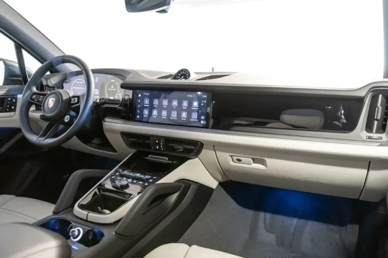 Porsche Cayenne din 2024 cu 999 km - oferta POR105456 - foto 24