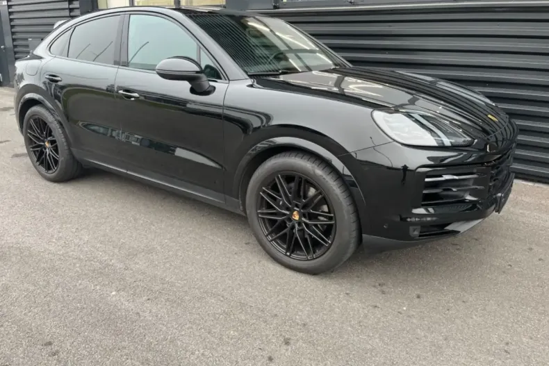 Porsche Cayenne din 2024 cu 7.500 km - oferta POR105457 - foto 4