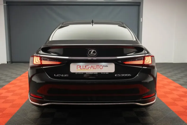 Lexus ES 300 din 2025 cu 29.900 km - oferta LEX105459 - foto 5