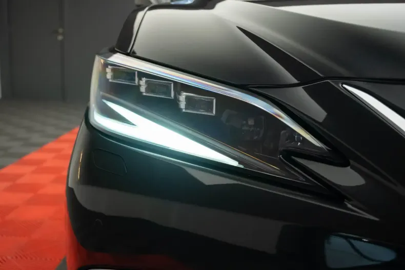 Lexus ES 300 din 2025 cu 29.900 km - oferta LEX105459 - foto 7