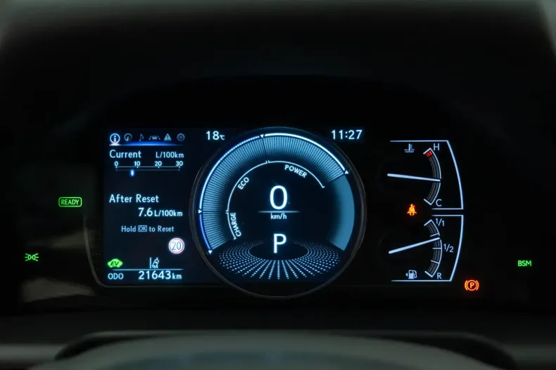 Lexus ES 300 din 2025 cu 29.900 km - oferta LEX105459 - foto 16