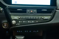 Lexus ES 300 din 2025 cu 29.900 km - oferta LEX105459 - foto 27