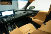 Lexus ES 300 din 2025 cu 29.900 km - oferta LEX105459 - foto 28