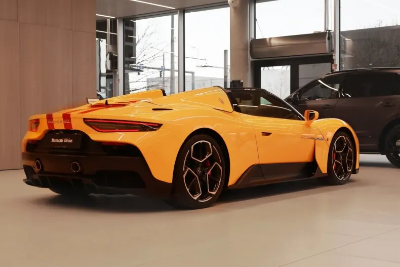 Maserati MC20 din 2023 cu 4.258 km - oferta MAS105466 - foto 4