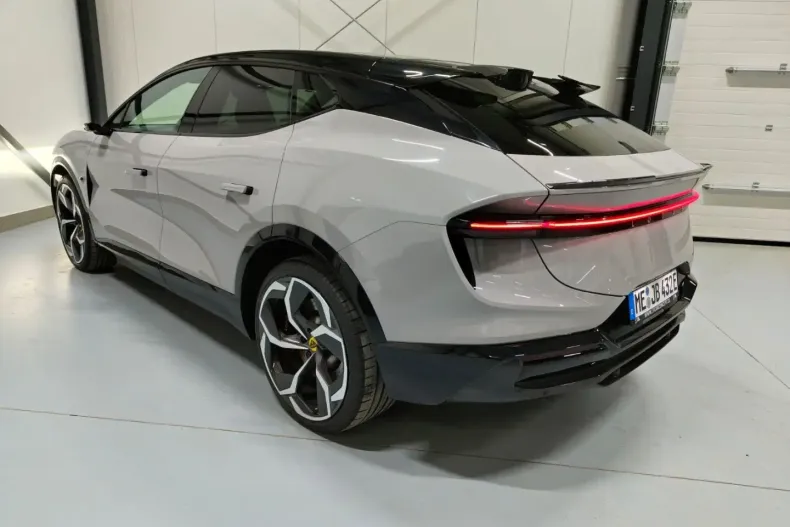 Lotus Eletre din 2023 cu 19.950 km - oferta LOT105467 - foto 15