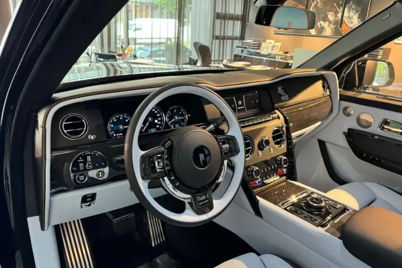 Rolls-Royce Cullinan din 2024 cu 20.000 km - oferta ROL105468 - foto 8