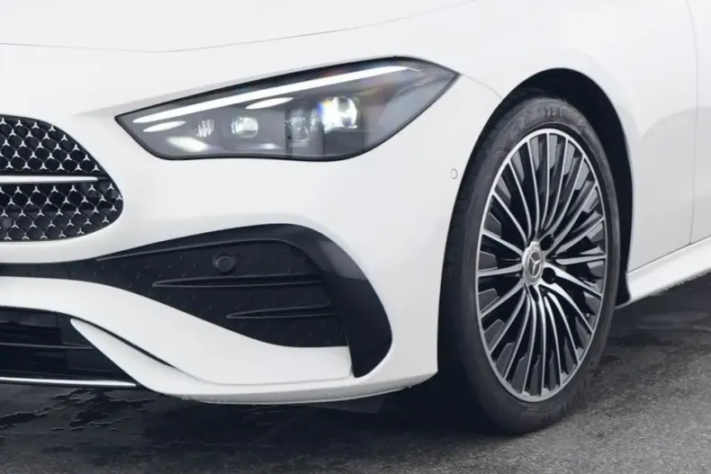 Mercedes-Benz CLE 200 din 2023 cu 26.300 km - oferta MER105469 - foto 3