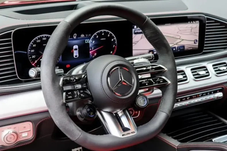 Mercedes-Benz GLE 63 AMG din 2024 cu 9.500 km - oferta MER105474 - foto 7