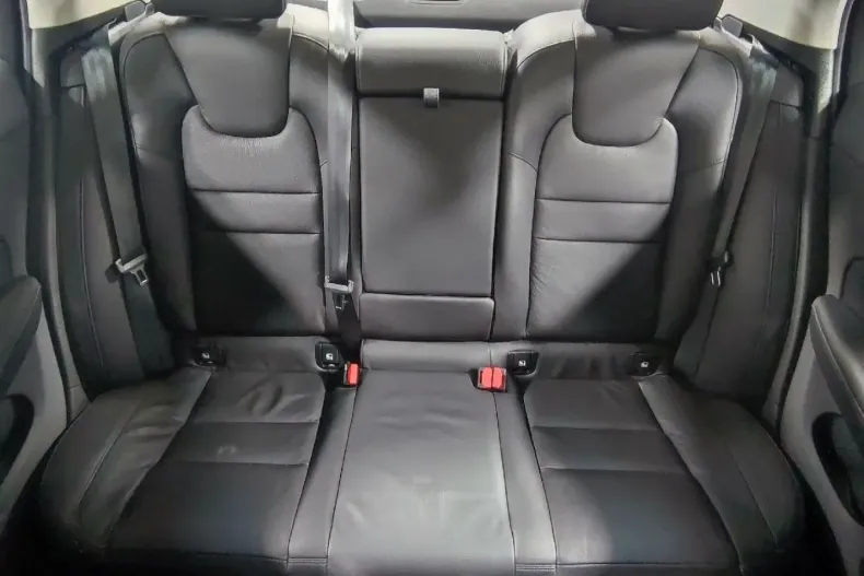 Volvo S60 din 2022 cu 19.000 km - oferta VOL105479 - foto 9