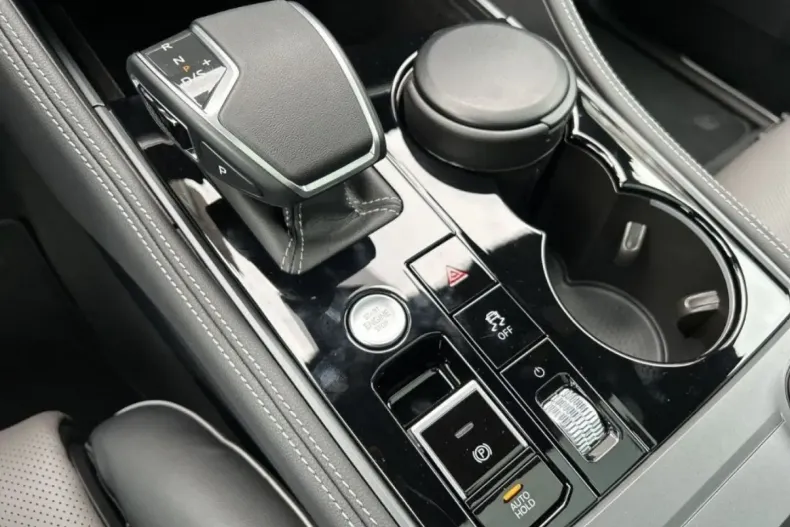 Volkswagen Touareg din 2023 cu 26.000 km - oferta VOL105490 - foto 12