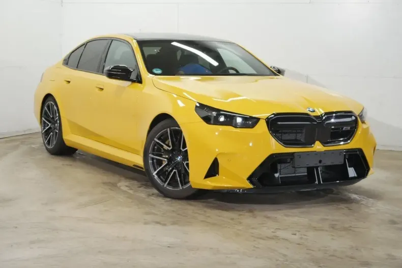 BMW M5 din 2024 cu 3.000 km - oferta BMW105499 - foto 4