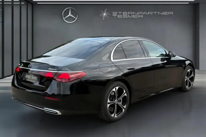 Mercedes-Benz E 400 din 2024 cu 59.979 km - oferta MER105512 - foto 5