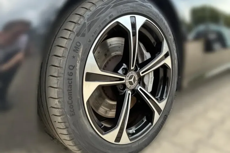 Mercedes-Benz E 400 din 2024 cu 59.979 km - oferta MER105512 - foto 6