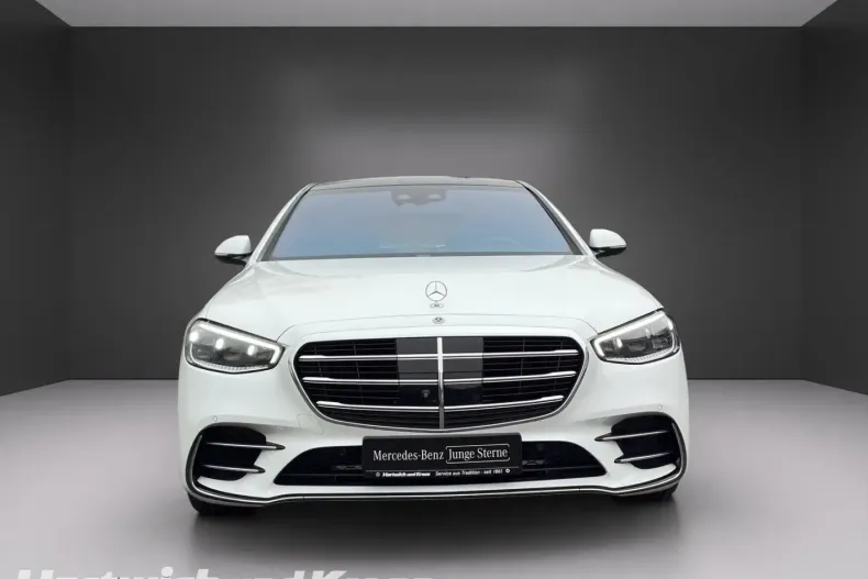 Mercedes-Benz S 580 din 2023 cu 5.890 km - oferta MER105518 - foto 1