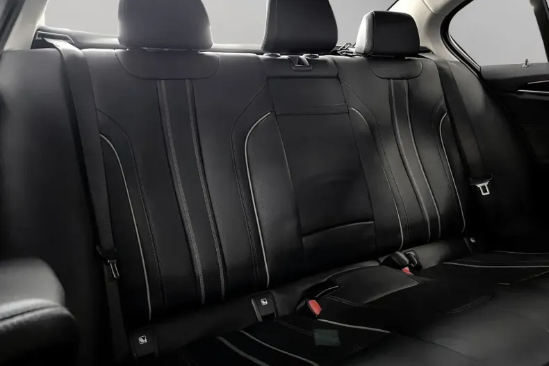 BMW 520 din 2023 cu 38.050 km - oferta BMW105566 - foto 13