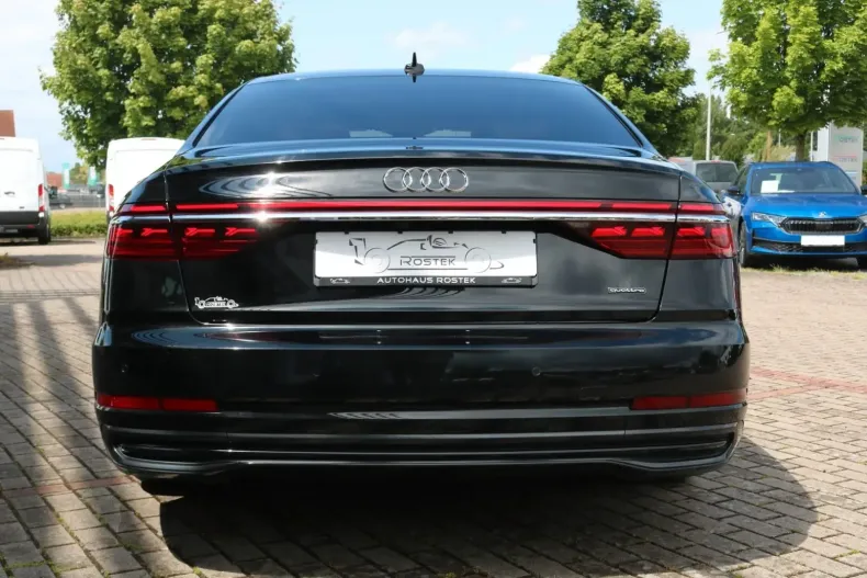 Audi A8 din 2022 cu 63.930 km - oferta AUD105570 - foto 5