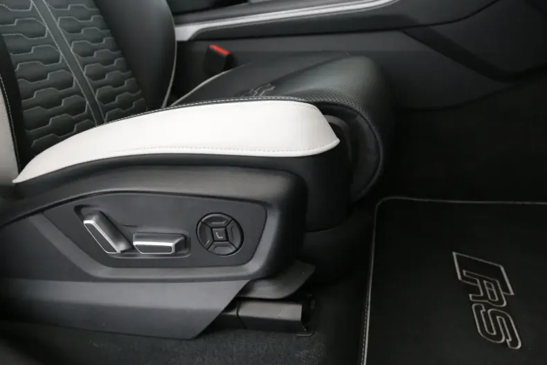 Audi RSQ8 din 2024 cu 15.935 km - oferta AUD105586 - foto 15