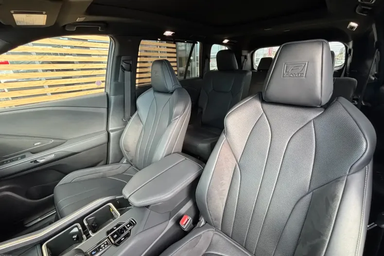 Lexus TX500 H din 2024 cu 9.073 km - oferta LEX105590 - foto 15