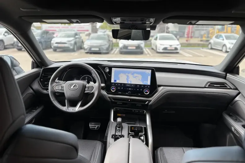 Lexus TX500 H din 2024 cu 9.073 km - oferta LEX105590 - foto 21