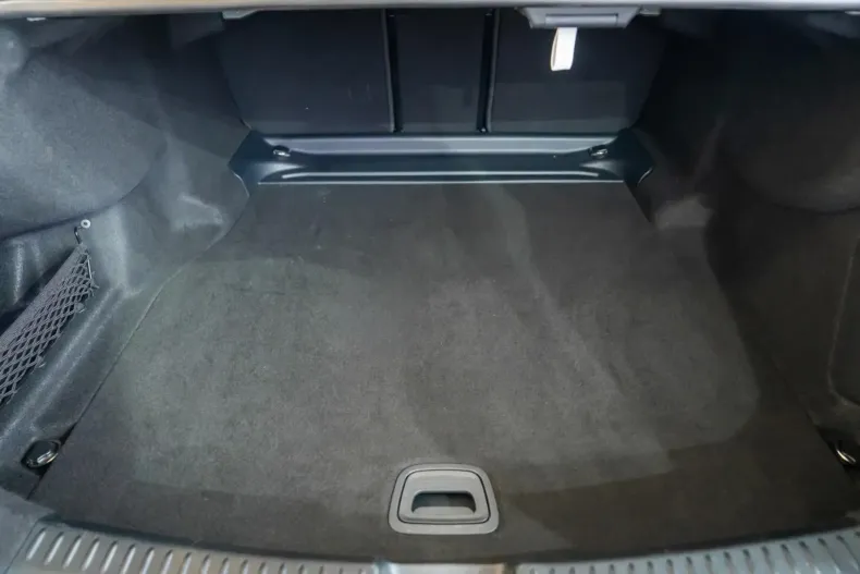 Mercedes-Benz E 200 din 2024 cu 20.600 km - oferta MER105598 - foto 10