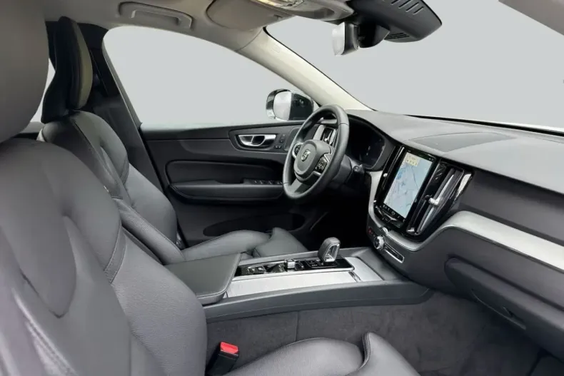 Volvo XC60 din 2024 cu 20.395 km - oferta VOL105605 - foto 12