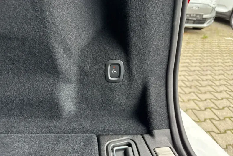 Volvo XC60 din 2024 cu 20.395 km - oferta VOL105605 - foto 22