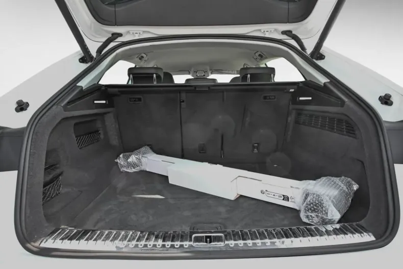 Audi Q8 din 2024 cu 22.072 km - oferta AUD105609 - foto 5