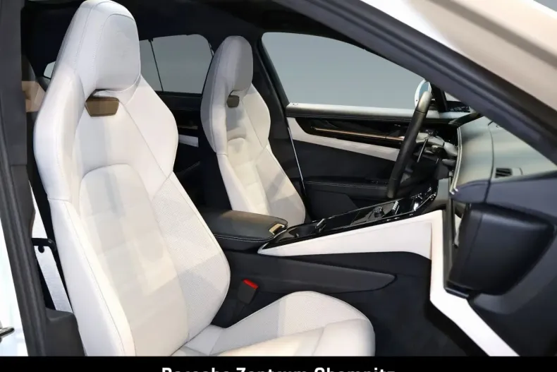 Porsche Panamera din 2024 cu 24.200 km - oferta POR105622 - foto 22