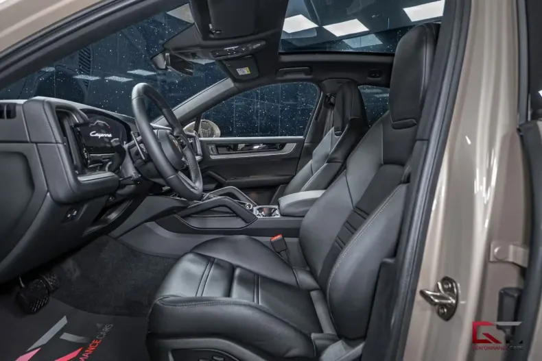 Porsche Cayenne din 2025 cu 50 km - oferta POR105624 - foto 13