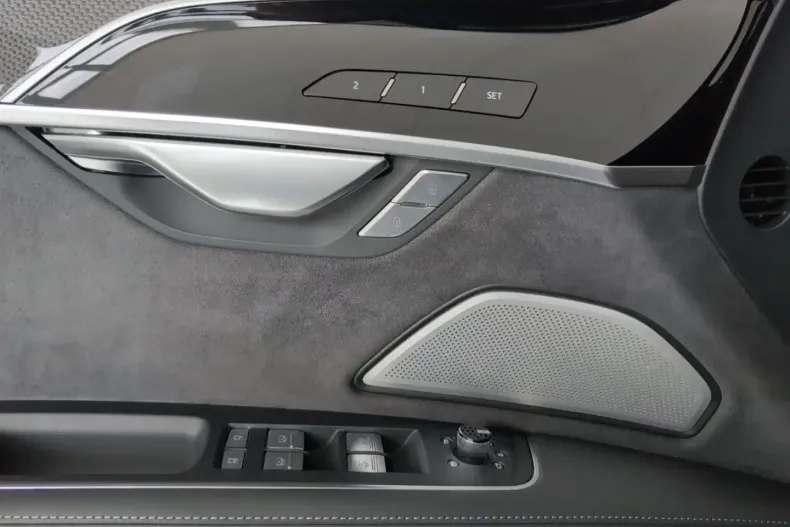 Audi S8 din 2024 cu 28.217 km - oferta AUD105634 - foto 28