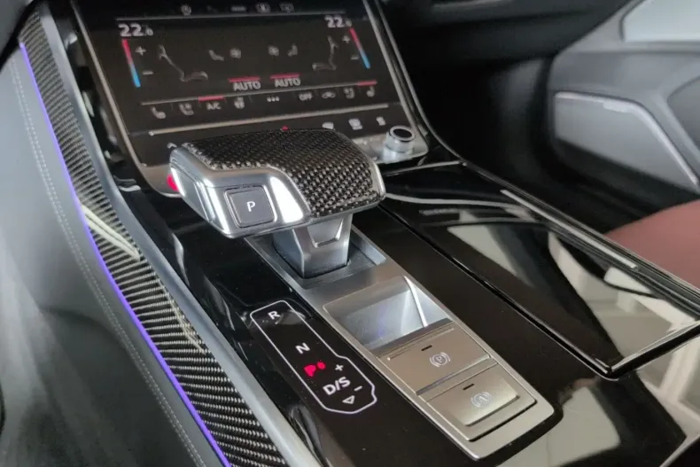 Audi S8 din 2024 cu 28.217 km - oferta AUD105634 - foto 46