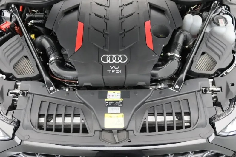 Audi S8 din 2024 cu 16.000 km - oferta AUD105637 - foto 18