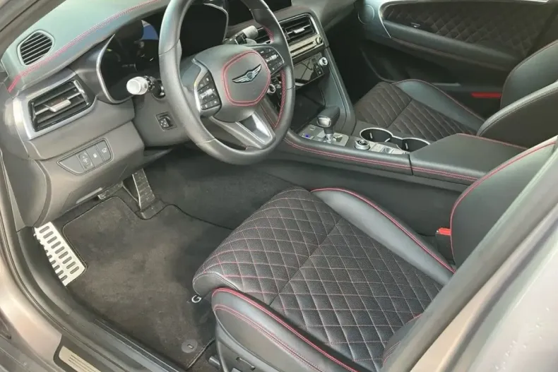 Genesis G70 din 2024 cu 10.200 km - oferta GEN105643 - foto 8