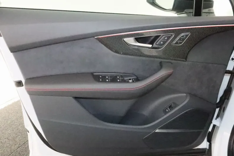 Audi Q7 din 2023 cu 25.028 km - oferta AUD105650 - foto 11