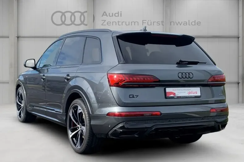 Audi Q7 din 2024 cu 25.025 km - oferta AUD105652 - foto 3