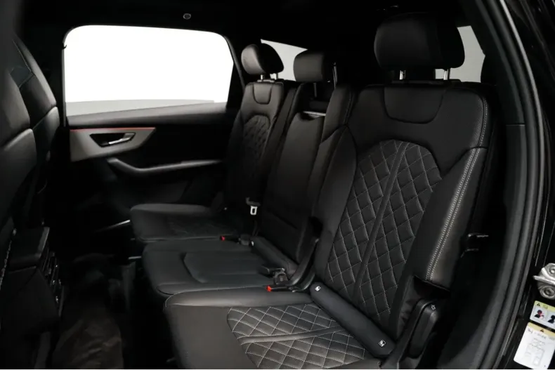 Audi Q7 din 2023 cu 49.404 km - oferta AUD105654 - foto 14