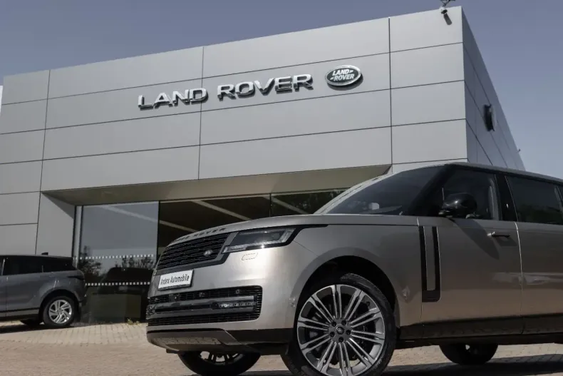 Land Rover Range Rover din 2024 cu 29.832 km - oferta LAN105663 - foto 10