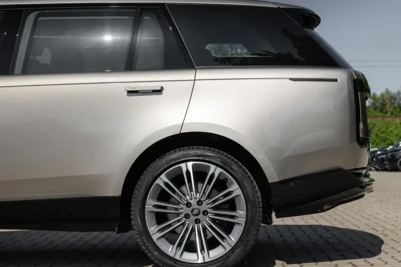 Land Rover Range Rover din 2024 cu 29.832 km - oferta LAN105663 - foto 20