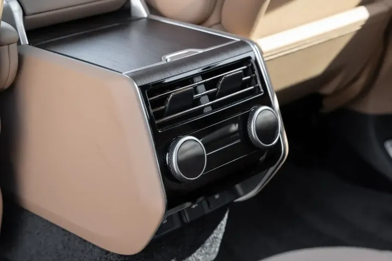 Land Rover Range Rover din 2024 cu 29.832 km - oferta LAN105663 - foto 28