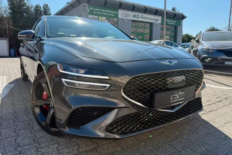 Genesis G70 din 2023 cu 4.380 km - oferta GEN105665 - foto 1