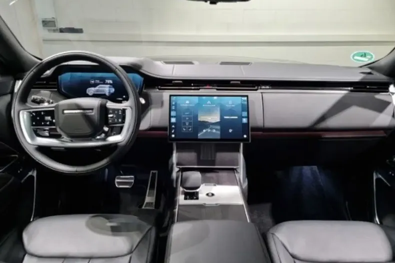 Land Rover Range Rover din 2025 cu 12.000 km - oferta LAN105677 - foto 7