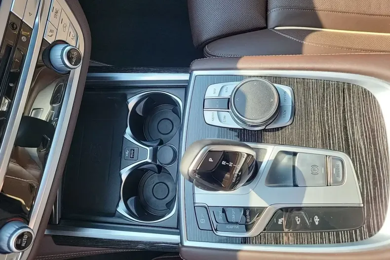 BMW 750 din 2020 cu 54.000 km - oferta BMW105714 - foto 3