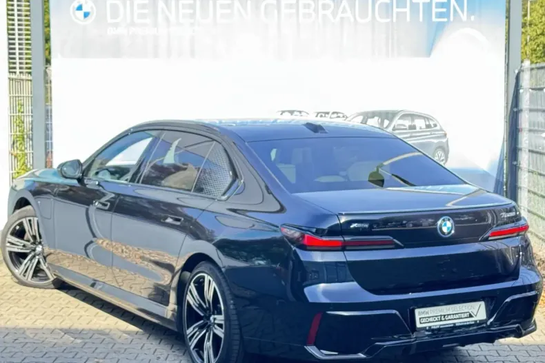 BMW 750 din 2024 cu 23.581 km - oferta BMW105721 - foto 6