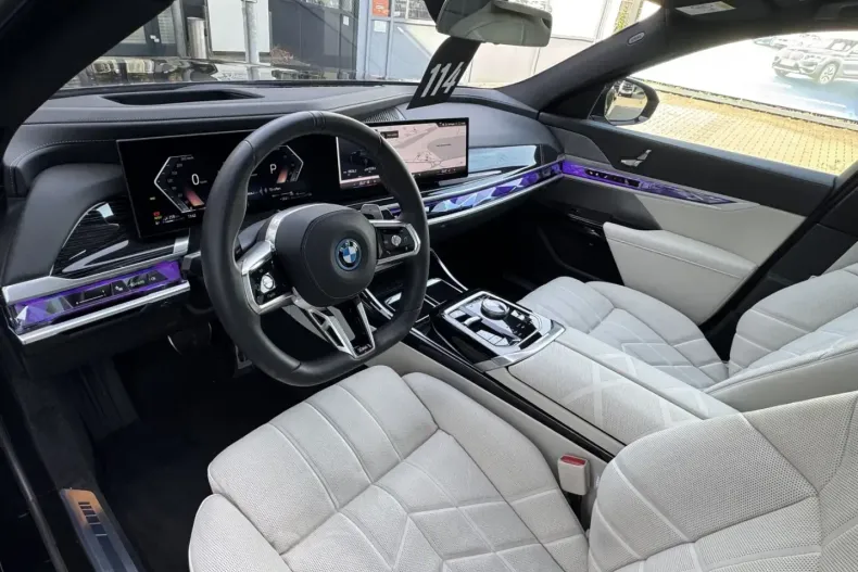 BMW 750 din 2024 cu 23.581 km - oferta BMW105721 - foto 14