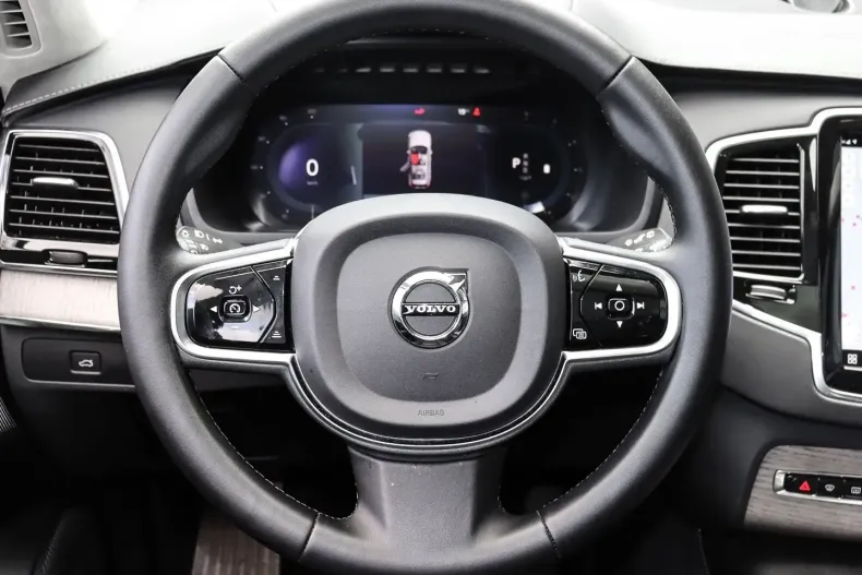 Volvo XC90 din 2023 cu 31.180 km - oferta VOL105725 - foto 5