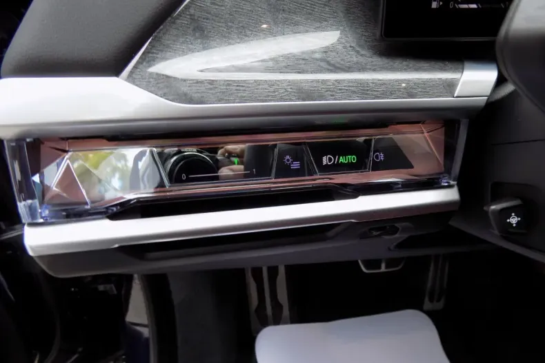 BMW 750 din 2023 cu 67.754 km - oferta BMW105726 - foto 25