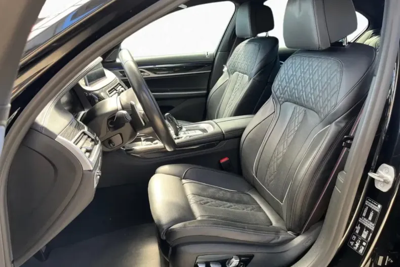 BMW 730 din 2021 cu 58.820 km - oferta BMW105731 - foto 4