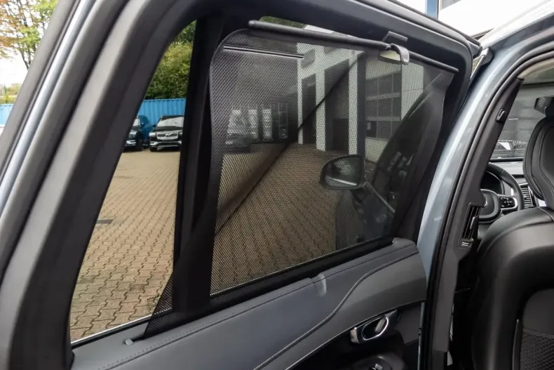 Volvo XC90 din 2023 cu 29.506 km - oferta VOL105734 - foto 13